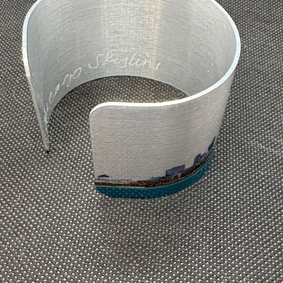 Chicago Skyline Aluminum Cuff Bracelet - Silver and Blue - Picture 9 of 9